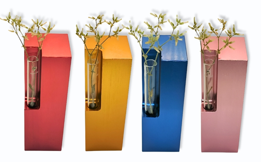 アルミ一輪挿し（カド）大　レッド　4色展開 レッド