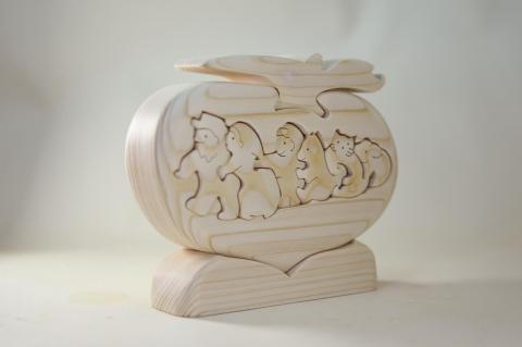 おおきなカブ　ヒノキ材 童話 プレゼント 木製パズル 知育玩具 かわいい 卓上 高級 手作り てづくり 木のおもちゃ 人気 木育 玩具 雑貨 積み木 送料無料 積木 つみき 動物つみき バランス ごっこ遊び おもちゃ 木製玩具 男の子 女の子 子供 子ども 国産 安心 安全 出産祝い お祝い 贈り物 日本製 無塗装 ナチュラル 職人 手作り ギフト プレゼント 