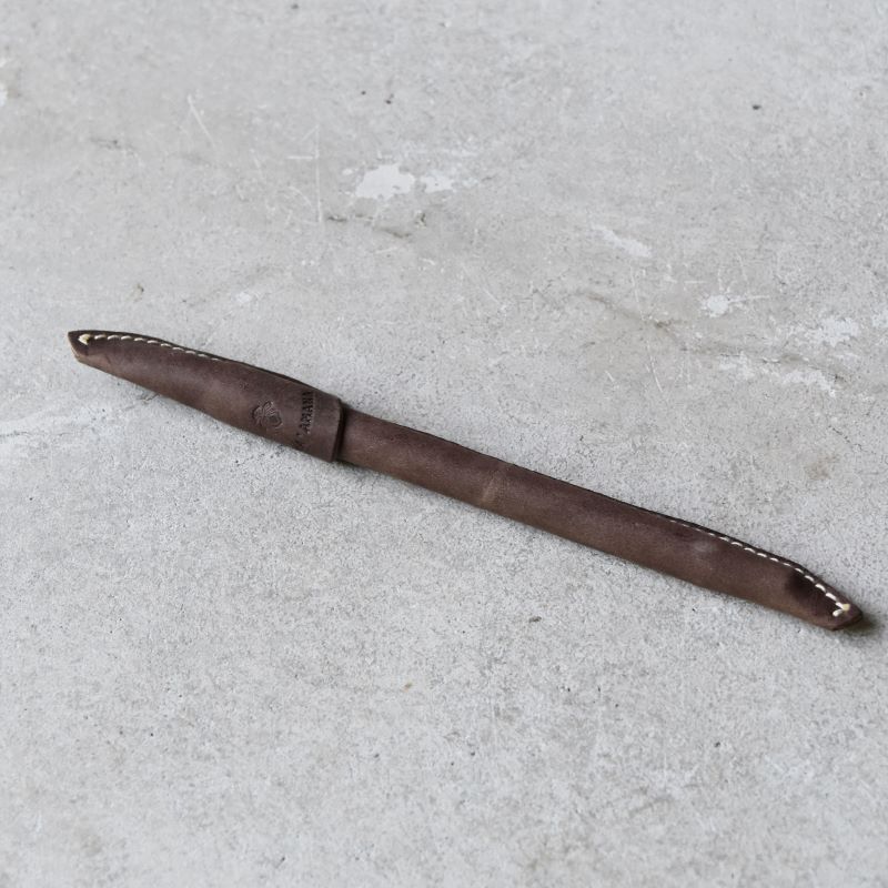 Teha’amana Pen Smoke テハマナ ペン スモーク グレー  革 皮 雑貨 おしゃれ レザー 本革 こだわりの逸品 地域特産品 ギフト 自分用 人気 おすすめ スモーク グレー 