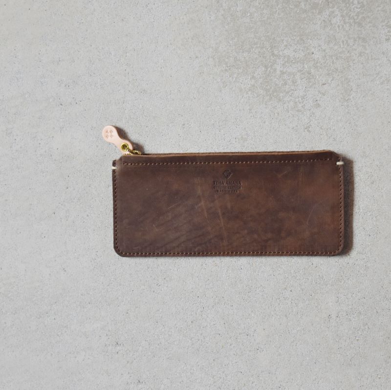 Teha’amana Square pencase Smoke テハマナ スクエアペンケース　スモーク グレー 革 皮 雑貨 おしゃれ レザー 本革 こだわりの逸品 地域特産品 ギフト 自分用 人気 おすすめ スモーク グレー