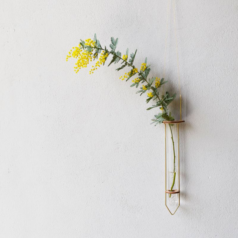 Teha’amana Bud vase テハマナ 一輪挿し ナチュラル 革 皮 雑貨 おしゃれ レザー 本革 こだわりの逸品 地域特産品 ギフト 自分用 人気 おすすめ ナチュラル