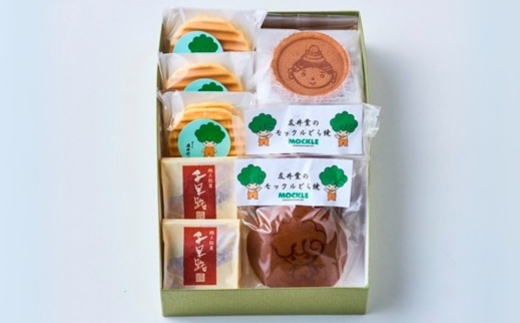 奥河内 和の恵み詰合せ 友井堂 和菓子詰め合わせCセット8個入 どら焼き どらやき 煎餅 せんべい お煎餅 最中 もなか  送料無料 商品番号： 15015-40000879 母の日 父の日 誕生日 敬老の日 ギフト 贈答 お中元 お歳暮 退職 和菓子 スイーツ 餡子 あんこ お供え モックル 河内長野 大阪府 