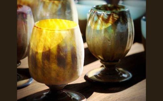 ペアグラス砂漠のチューリップ-イエロー＆グリーン　黄と緑 グラス タンブラー 手作り オリジナル 吹きガラス こだわりの逸品 ギフト プレゼント 自分用 人気 おすすめ