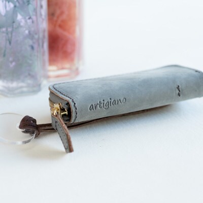 【キーケース】プルアップレザー 本革 4連タイプ パステルカラー 銀磨り【apo-16cpu-GY】