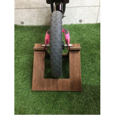 ストライダー(子ども　ペダル無し自転車)用組み立てスタンド　お孫さんのプレゼントに!