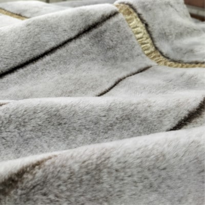 【シングルサイズ】贅沢フェイクファーボリューム毛布  ブラウン  M-9900-BR