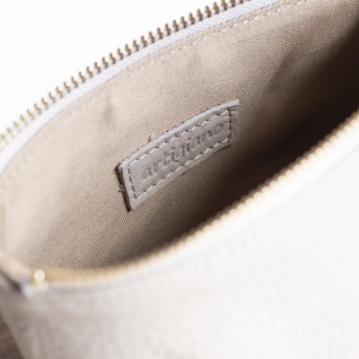 【本革 ポーチ】日本製 レザー 化粧ポーチ 牛革 小物入れ【apo-01cs-GG】