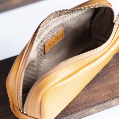 【本革 ポーチ】日本製 レザー 化粧ポーチ 牛革 小物入れ【apo-06cs-CA】