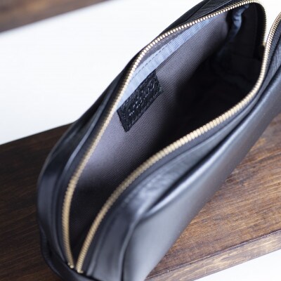 【本革 ポーチ】日本製 レザー 化粧ポーチ 牛革 小物入れ【apo-06cs-BK】