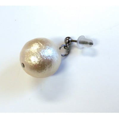 コットンパールピアス(14mm・アイボリー)