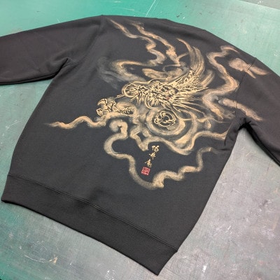 手描き トレーナー 龍神 黒 (裏起毛 Lサイズ)