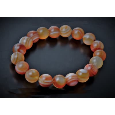 レッド天眼石のブレスレット