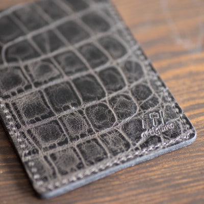 【パスケース】クロコエンボスレザー 型押し 社員証 ICカード 2枚収納【apo-08ec-KH】