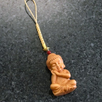 仏陀(ブッダ)の根付ストラップ〈癒し〉