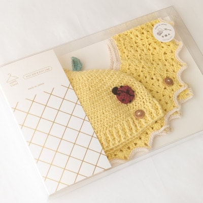 HOPPL(ホップル)手編みニットビブ＆キャップセット(レモン/サイズM)