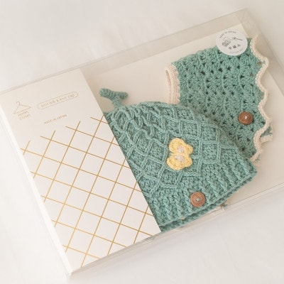 HOPPL(ホップル)手編みニットビブ＆キャップセット(メロン/サイズM)