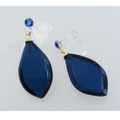 琥珀のピアス風イヤリング(サファイアブルーカラー)【配送不可地域：沖縄県】