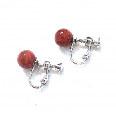 珊瑚のイヤリング(8ミリ玉)【配送不可地域：沖縄県】