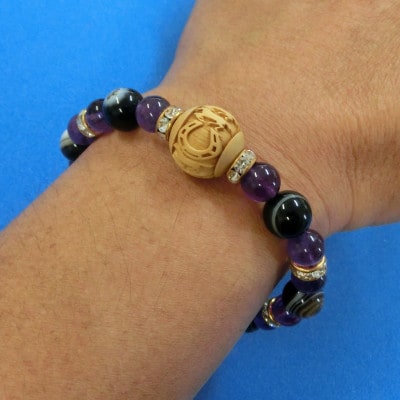 万事が馬九(うまく)行く柘植の九頭の左馬・紳士のブレスレット【配送不可地域：沖縄県】