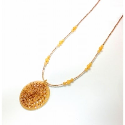 水牛の透かしオーバルロングネックレス(ナチュラル)【配送不可地域：沖縄県】