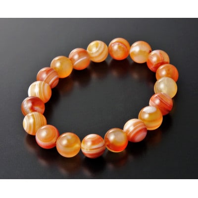 レッド天眼石のブレスレット