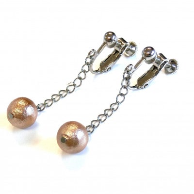 コットンパールイヤリング・チェーンタイプ(8mm・ローズブラウン)