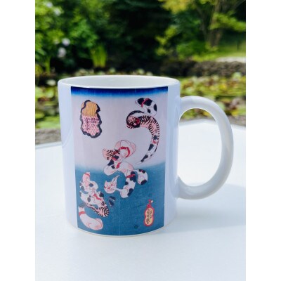 和泉市久保惣記念美術館オリジナルマグカップセット(「猫の当て字　うなぎ」と「世界図」)