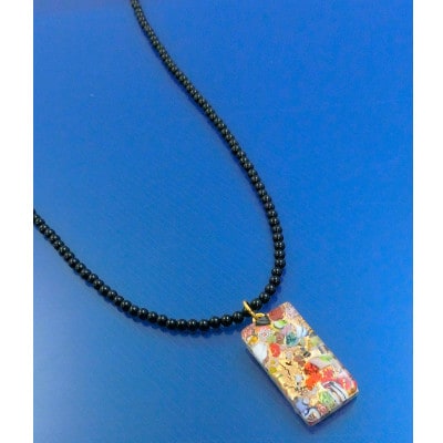 ベネチアンガラス使いのブラックオニキスネックレス〈宝石〉【配送不可地域：沖縄県】