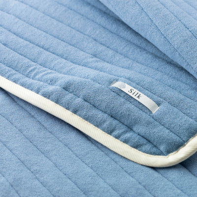 【シングル】シルクパイル敷パット(色:ミルキーブルー)　ヴェルヴェクチュール　