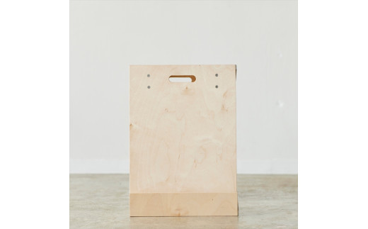 fam stool カラー：ホワイト  【 スツール 家具工房 iei studio 大阪府 門真市 】