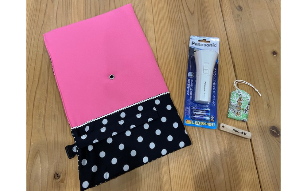 門真市ええもんセット ＜防災頭巾：子ども用、カラー：ピンク色＞【避難グッズ グッズ 防災用品 避難用品 地震 火事 火災 保護 災害 地震対策 防災対策】