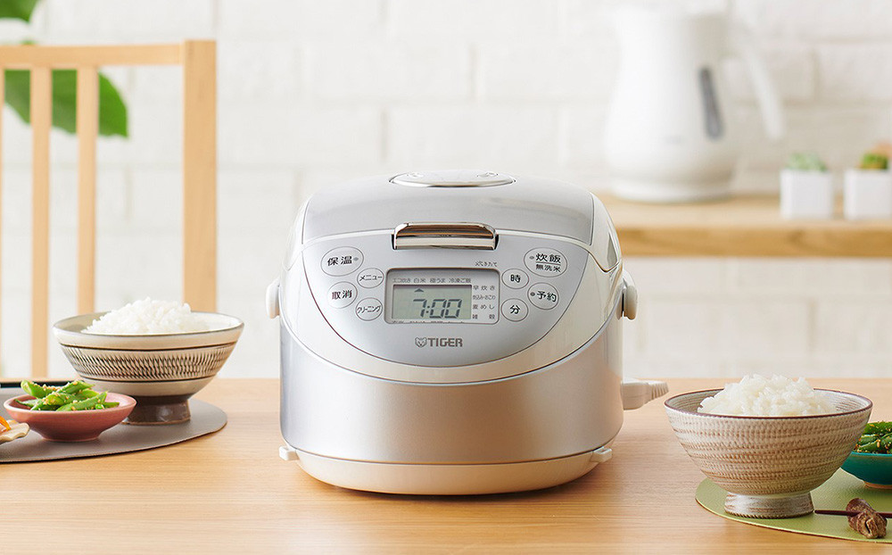 タイガー魔法瓶 IHジャー炊飯器 JPF-G055WL（ホワイト）3合炊き 炊飯器 家電【遠赤5層土鍋蓄熱コート釜 熱拡散性 土鍋蓄熱コーティング ホワイト 内なべ3年保証 内ぶた着脱式 お中元 お歳暮 父の日 大阪府 門真市 】