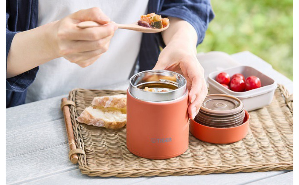 2025年度新製品  タイガー魔法瓶　真空断熱フードジャー らくらくキャップ 広口 MKL-W075　バーミリオン TL　  750mL 【 大阪府門真市 家電 電化製品 キッチン家電 生活家電 新生活 新生活応援 】