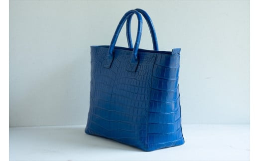 クロコダイルトートバッグL【クロコダイルトートバッグバッグ革注文後打ち合わせでクロコダイルの色と裏地の革の色と持ち手の長さ決定してから制作大阪府門真市】