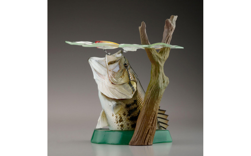 SHIMANO×海洋堂 STRIKE FANTASY　STRIKEFANTASY ブラックバス