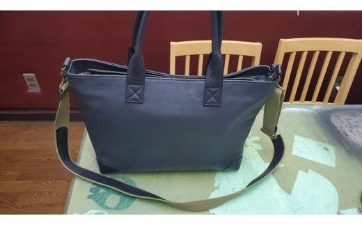 トートバッグ特大・ショルダー付き（オール革・黒）【革 レザー バッグ トートバッグ特大 ショルダー付き オール革 ショルダー紐付 ショルダー取り外し可能2Way ポケットティッシュケース付 大阪府 門真市 】