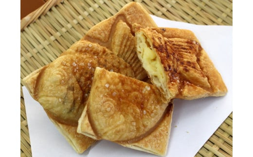 クロワッサンたいやき（あずき・カスタード）【お菓子 スイーツ 和菓子 １０枚 ギフト たい焼き おすすめ お中元 お歳暮 父の日 母の日 ギフト用 大阪府 門真市 】