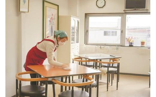 シルバー人材センターのお助けサービス(3)【シルバー人材センター　お助けサービス　除草（手引き、刈草の処分は除く）　ふすま張替　障子張替　吉兆・しんせん・いづみ・のぞみ・のれん天袋2枚1組 大阪府 門真市 】