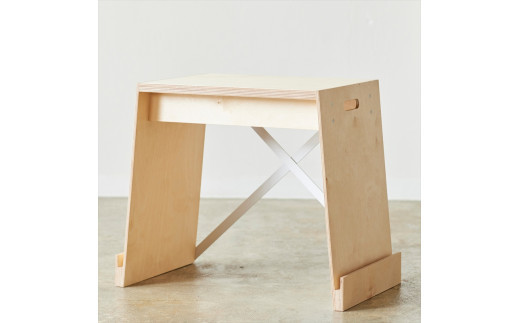 fam stool カラー：ホワイト  【 スツール 家具工房 iei studio 大阪府 門真市 】