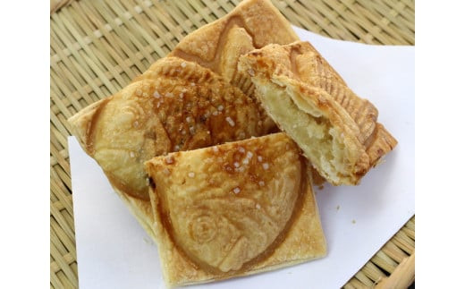 クロワッサンたいやき（5種セット）【お菓子 スイーツ 和菓子 あずき カスタード 栗あん 芋あん 抹茶あん お中元 お歳暮 父の日 母の日 ギフト用 大阪府 門真市 】