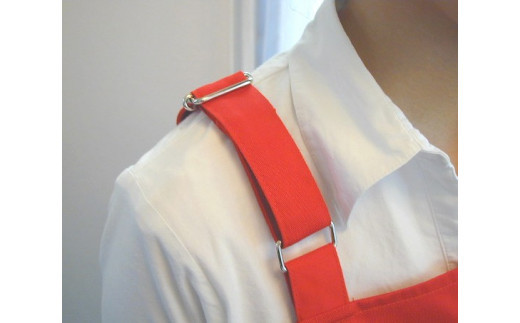 ショートエプロン 日本製 Ｍサイズ color：ベージュ【ショート　エプロン　日本製　Mサイズ　ベージュ　ポケット　静電気防止　動きやすい　収納力たっぷり 大阪府 門真市 】