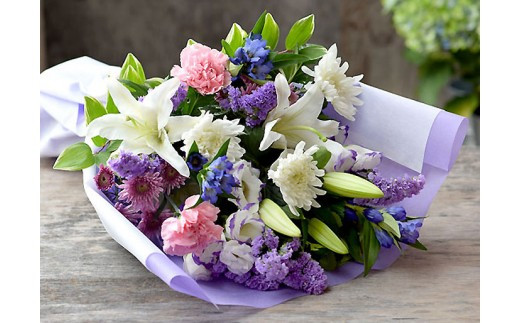 【定期便 12か月】月命日の花贈り定期便（12ヶ月）【月命日　花贈り お花　離れて住まうご家族へ気持ちを届けられるお花　お手入れ説明書　延命剤付き　ご家庭向けの包装　 大阪府 門真市 】