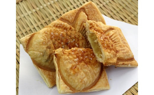 クロワッサンたいやき（5種セット）【お菓子 スイーツ 和菓子 あずき カスタード 栗あん 芋あん 抹茶あん お中元 お歳暮 父の日 母の日 ギフト用 大阪府 門真市 】