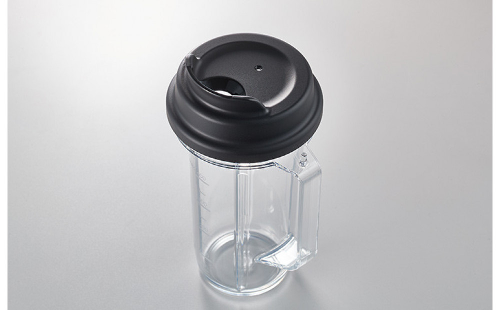 2025年度新製品  タイガー魔法瓶 ミキサー  SLC-A100KM マットブラック【ミキサー 電化製品 家電 タイガー パワフル まるごと 冷凍フルーツ  トライタン パワフルミキサー パーソナルカップ 大阪府 門真市 】