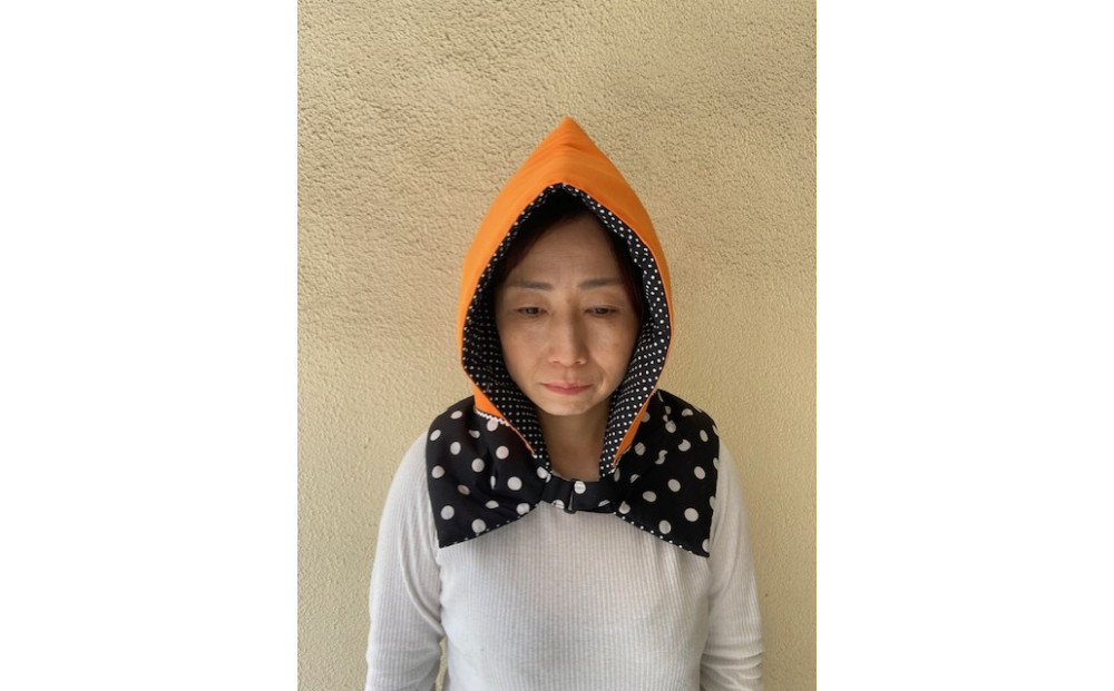 防災頭巾　大人用 ＜カラー：オレンジ色＞【避難グッズ グッズ 防災用品 避難用品 地震 火事 火災 保護 災害 地震対策 防災対策】