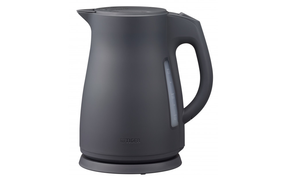 2025年度新製品  タイガー魔法瓶　電気ケトル 軽量＆コンパクト　スピード沸騰　注ぎ口カバー  PCT-A150  オフブラックKO  1.5L 大阪府門真市