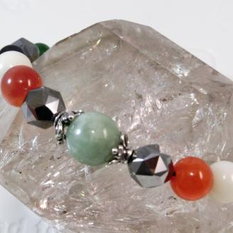 天然石ブレスレット「幸運の石」（本翡翠～ジェダイト）A【007C-079】