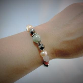 天然石ブレスレット「幸運の石」（本翡翠～ジェダイト）D【007C-082】