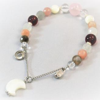 天然石ブレスレット 「ミルク色の新生」【007B-072】