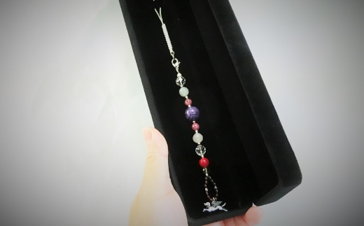 オリジナル根付・お守り「ワンコの見守りＣ（シルバー＆ローズクォーツ）」【007D-071】